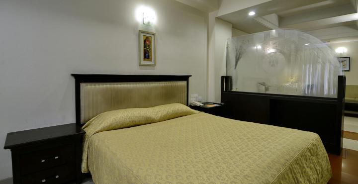 Ambience Executive Hotel Pimpri-Chinchwad Buitenkant foto