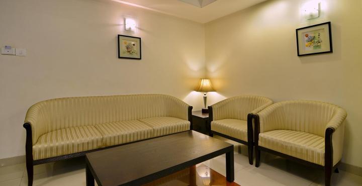 Ambience Executive Hotel Pimpri-Chinchwad Buitenkant foto