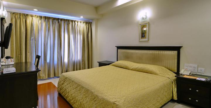 Ambience Executive Hotel Pimpri-Chinchwad Buitenkant foto